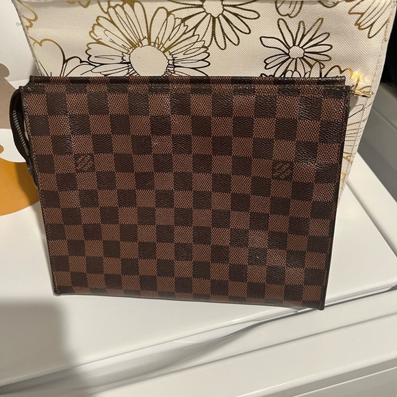 Louis Vuitton Brown Checkered Travel Bag - Picture 1 of 4